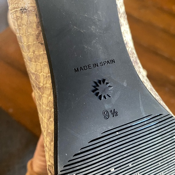 Stuart Weitzman Leather Snakeskin Boots - Picture 8 of 8